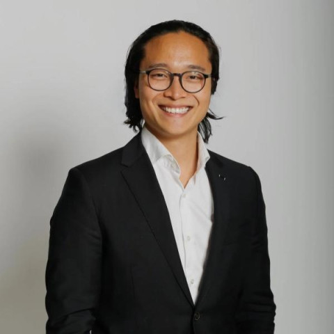 Dr. Freddy Lee